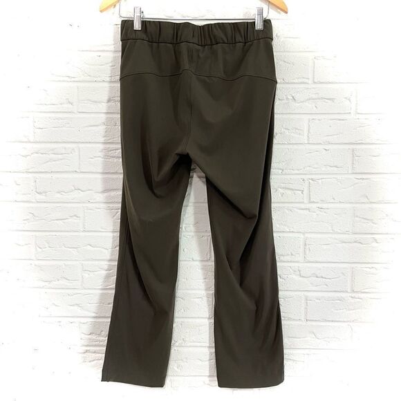 Lululemon On The Fly Crop 23” Dark Olive Size 2 - Picture 2 of 10